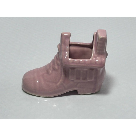 Vintage Old Lady That Lived in a Shoe Planter, Nursery Decor, Baby Shower. - Picture 3 of 11